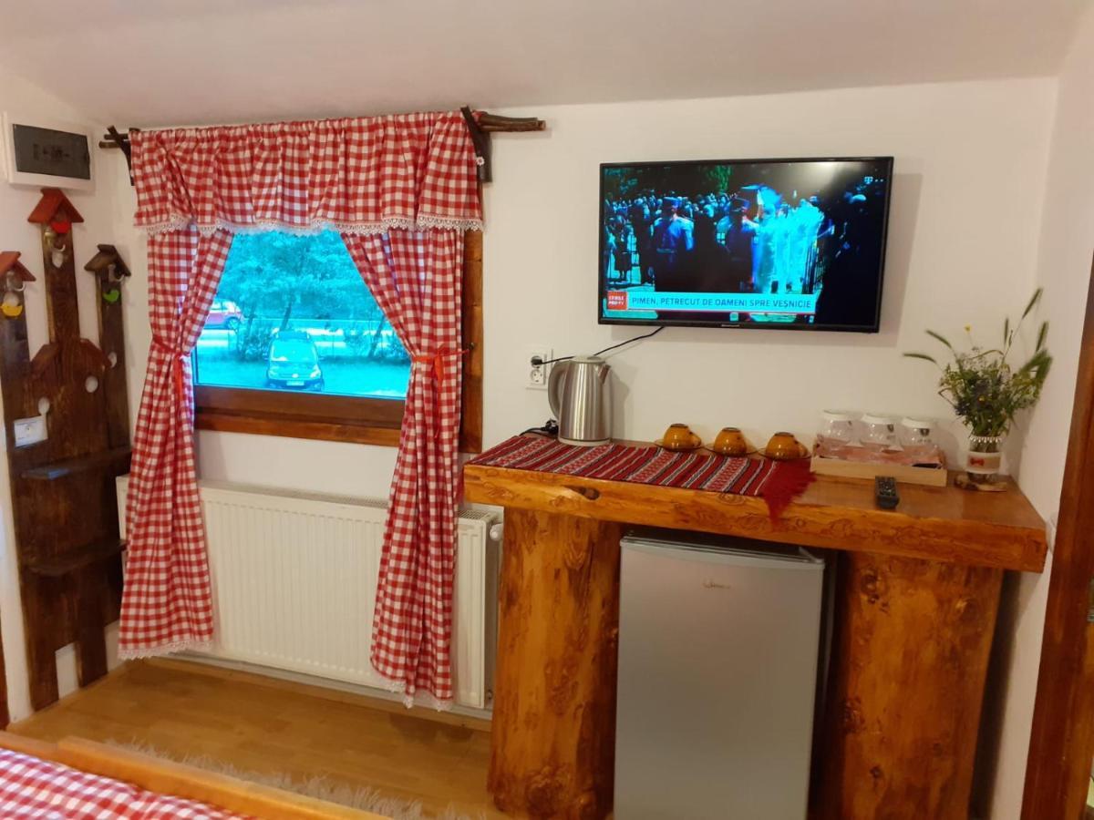 Cabanute Si Camping Dracula Capatineni-Paminteni Экстерьер фото