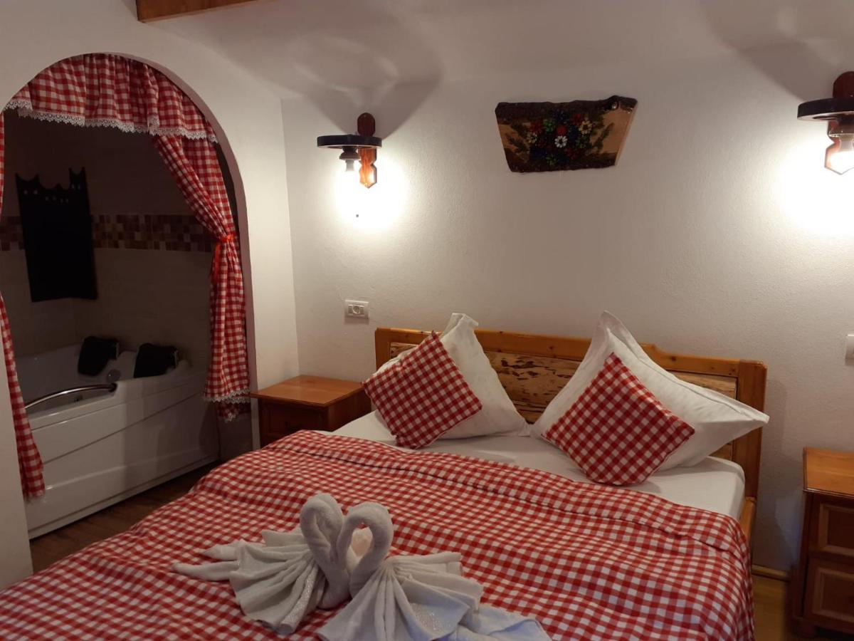 Cabanute Si Camping Dracula Capatineni-Paminteni Экстерьер фото